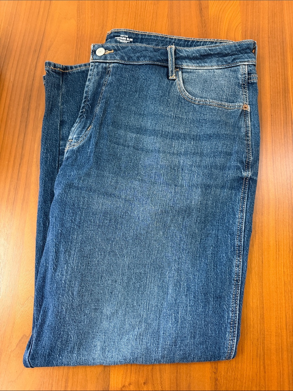 Sz 22: Old Navy Women's High Rise Vintage Slim Jeans - Medium Blue Wash